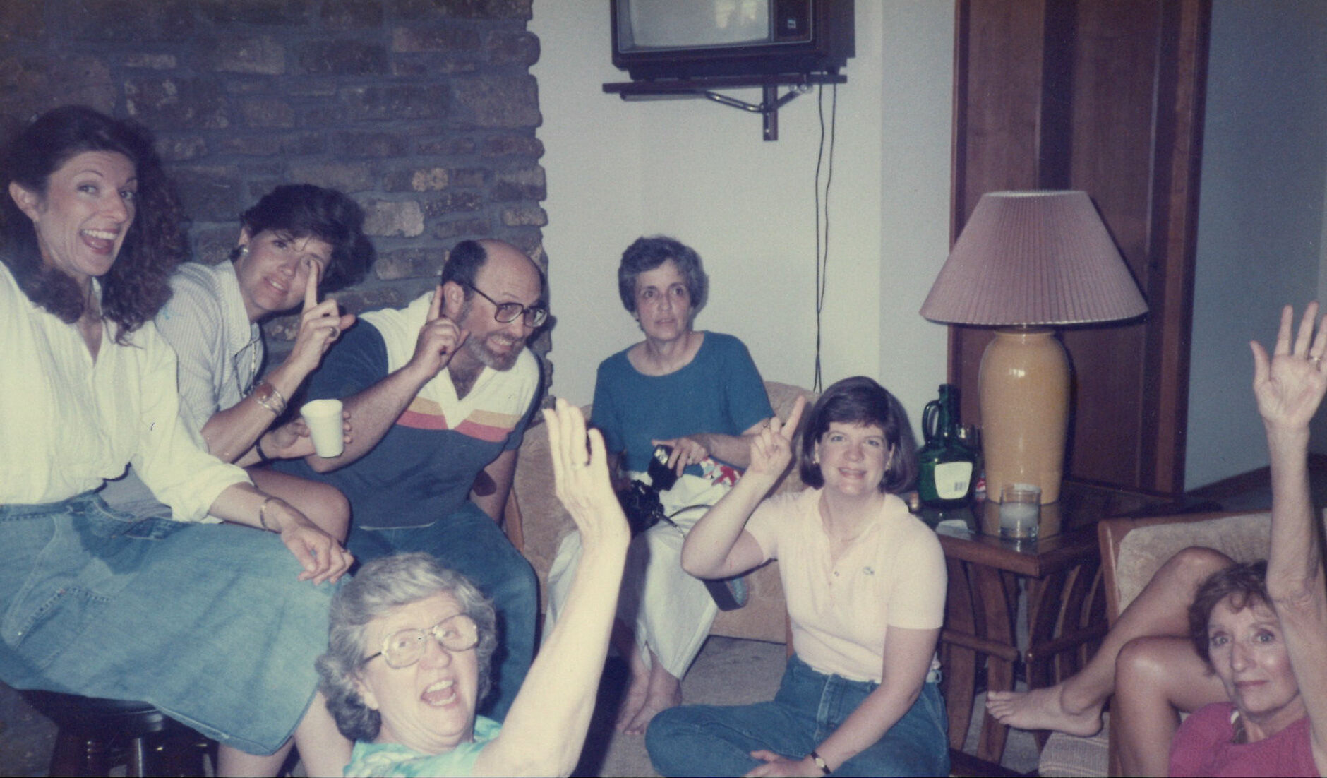 100921-tul-nws-familyservicestgp006.JPG